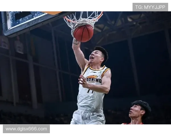 上海半决赛开门红 张镇麟闪耀难掩隐患